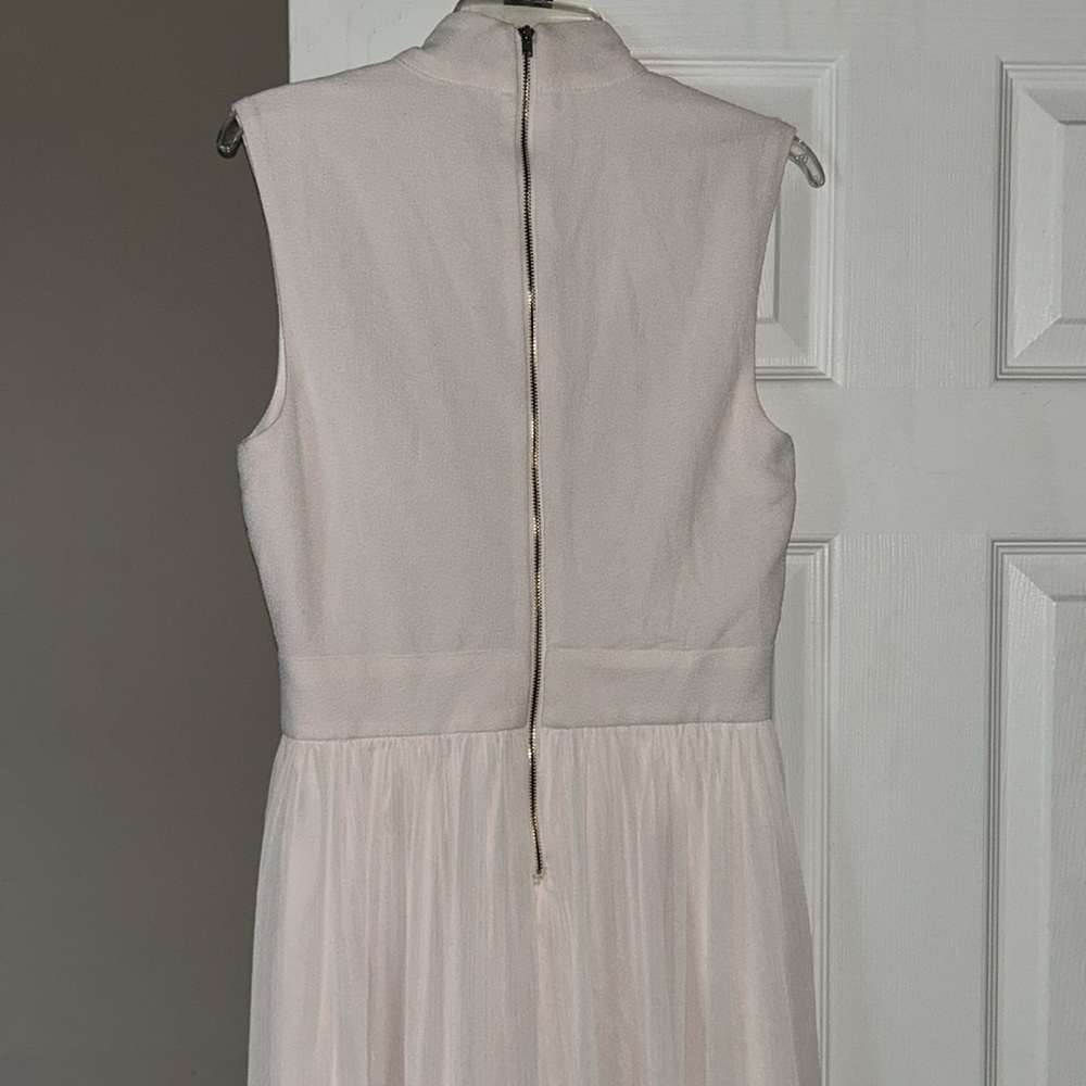XOXO White Jumpsuit with Mock Neck and Cap Sleeves - Picture 6 of 8